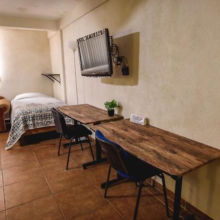 Departamento Grande Con 2 Recamaras Con Aire 5 Camas Wifi 115Mb, Cocina .Cochera Techada, #4 시우다드 발레스 외부 사진