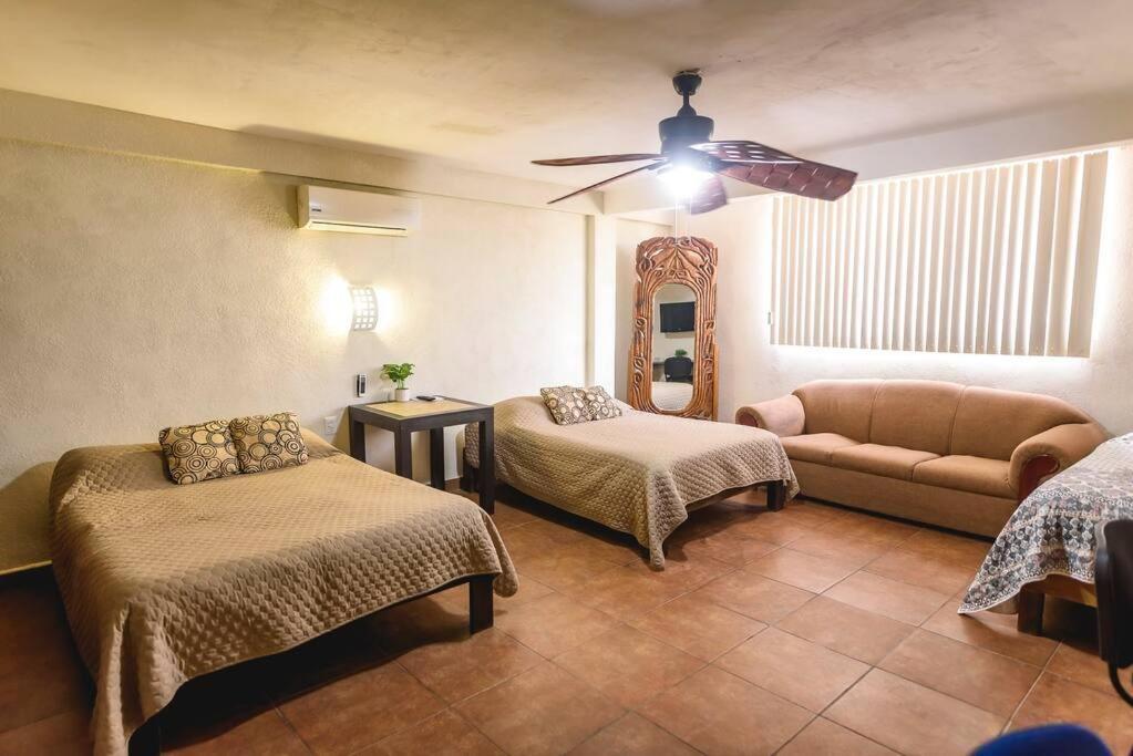 Departamento Grande Con 2 Recamaras Con Aire 5 Camas Wifi 115Mb, Cocina .Cochera Techada, #4 시우다드 발레스 외부 사진