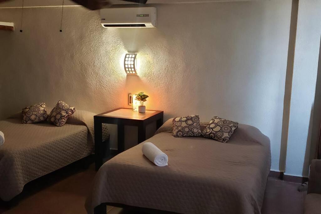Departamento Grande Con 2 Recamaras Con Aire 5 Camas Wifi 115Mb, Cocina .Cochera Techada, #4 시우다드 발레스 외부 사진
