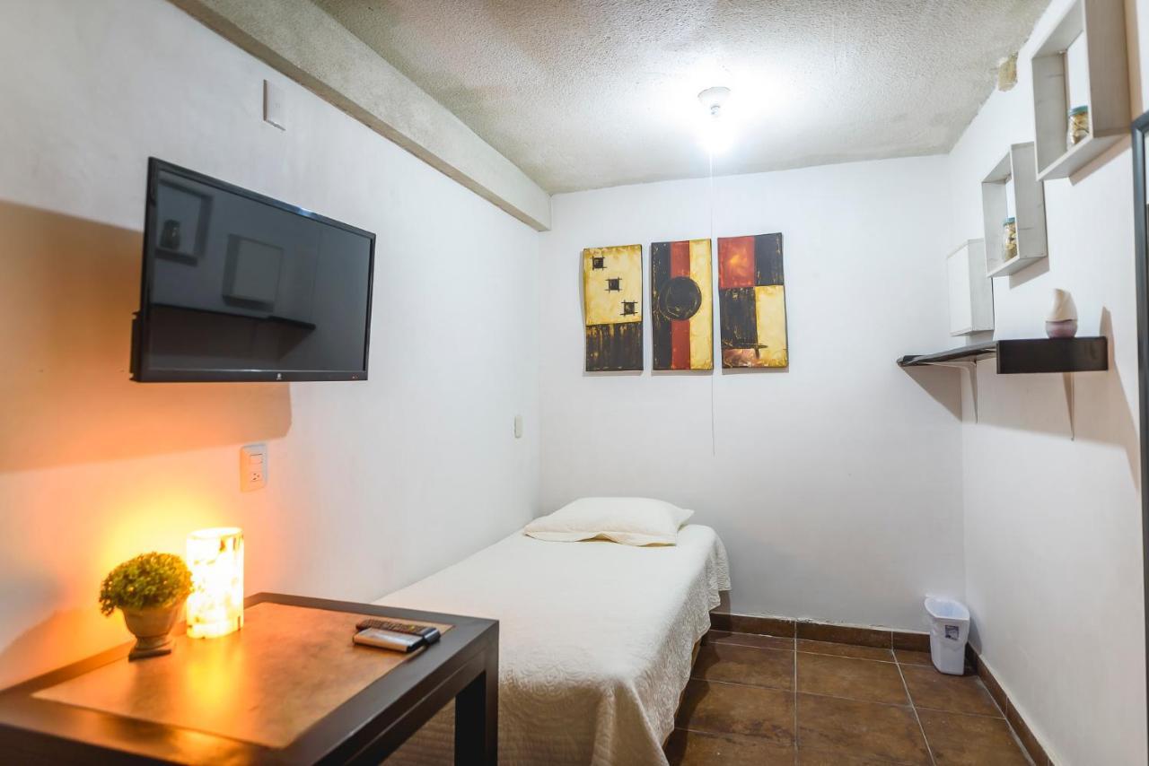 Departamento Grande Con 2 Recamaras Con Aire 5 Camas Wifi 115Mb, Cocina .Cochera Techada, #4 시우다드 발레스 외부 사진